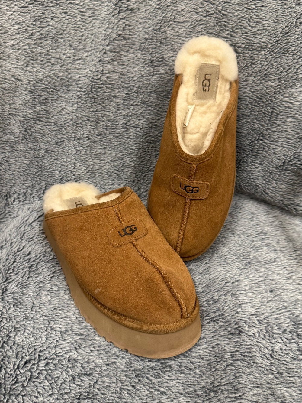 UGG Platform Disquette Slippers Chestnut